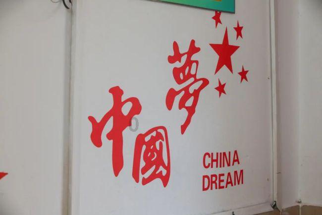 买房的时机真的很重要游戏画面